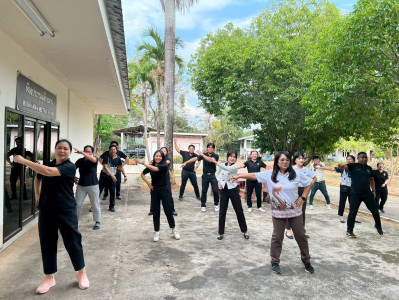 กิจกรรมเต้นแอโรบิกออกกำลังกายเพื่อเสริมสร้างสุขภาพ ... พารามิเตอร์รูปภาพ 1